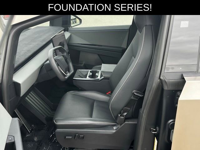 Used 2024 Tesla Cybertruck Cyberbeast AWD/4WD image 7