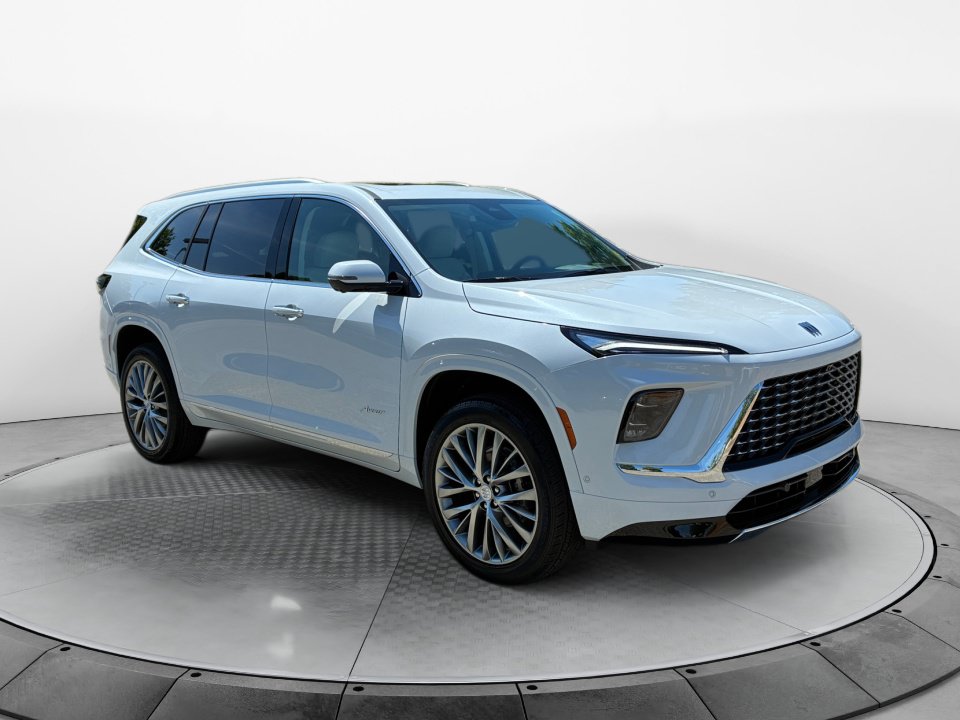 New 2026 Buick Enclave Avenir w/ Super Cruise Package FWD video 1