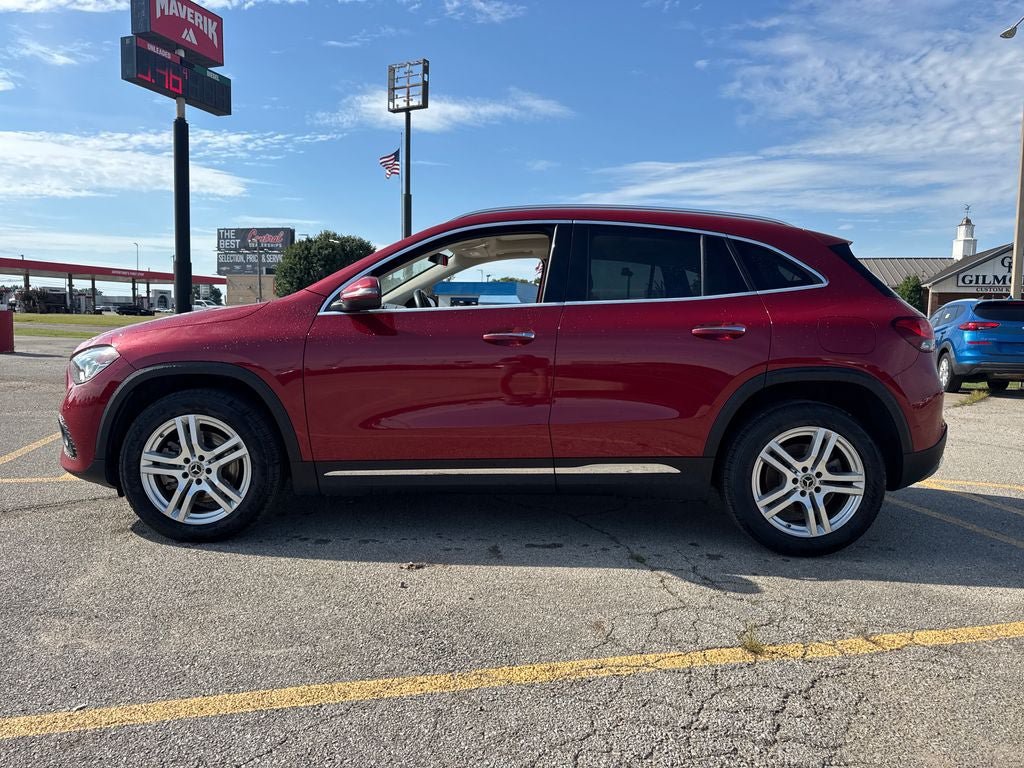 Used 2021 Mercedes-Benz GLA 250 4MATIC image 3