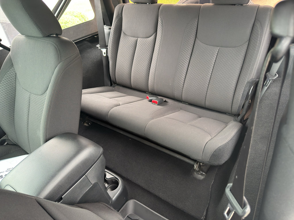 Used 2017 Jeep Wrangler Sport AWD/4WD image 24