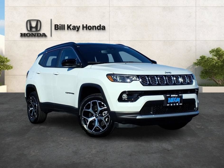 Used 2026 Jeep Compass Limited AWD/4WD image 1