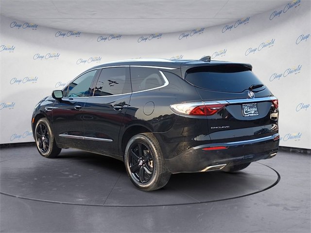 Used 2023 Buick Enclave Essence w/ Experience Buick Package image 3