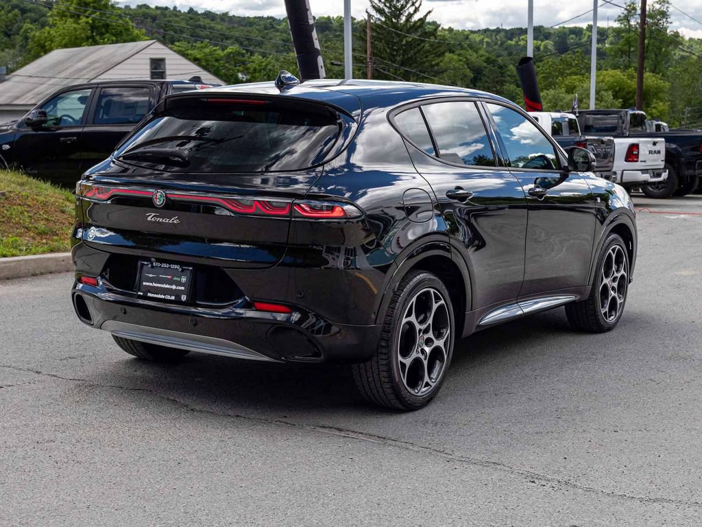 Used 2024 Alfa Romeo Tonale Ti w/ Active Assist Package AWD/4WD image 4