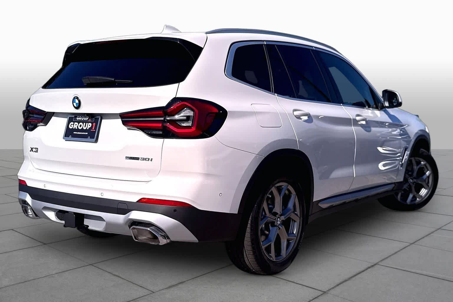 Used 2024 BMW X3 sDrive30i w/ Premium Package RWD image 12