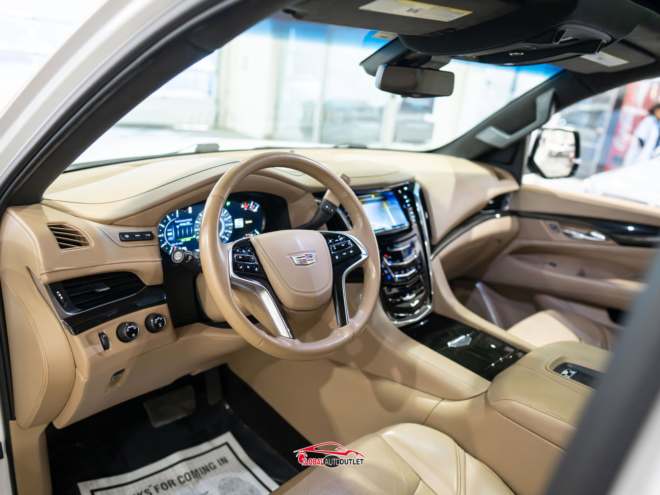 Used 2018 Cadillac Escalade ESV Platinum AWD/4WD image 13