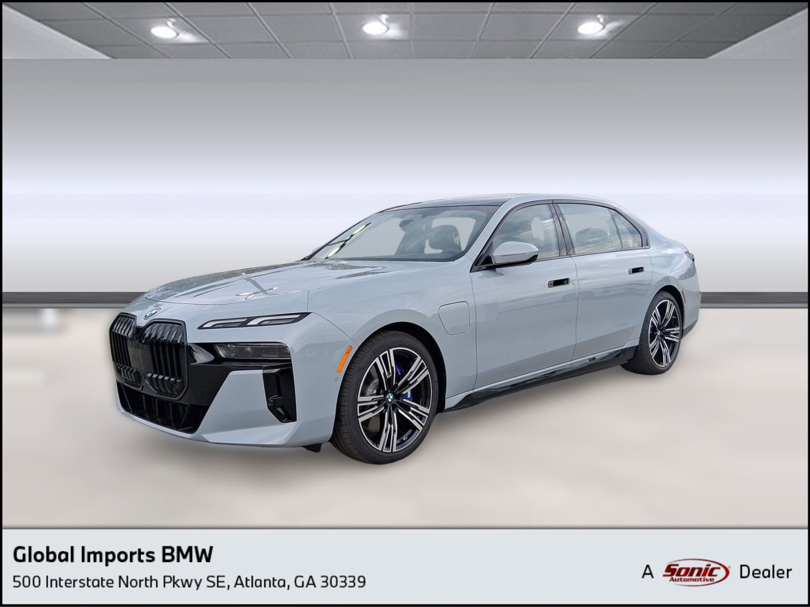 New 2026 BMW 750e xDrive