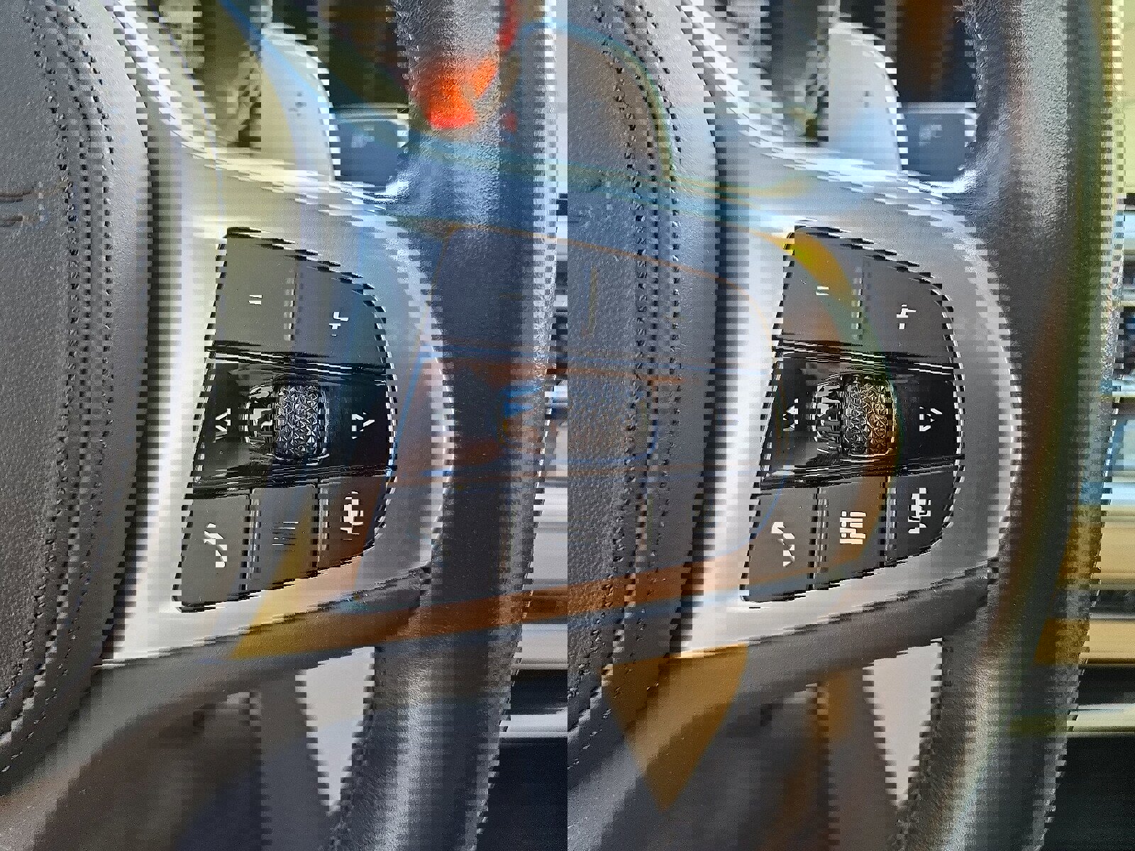 Used 2021 BMW 330i xDrive Sedan w/ M Sport Package image 24