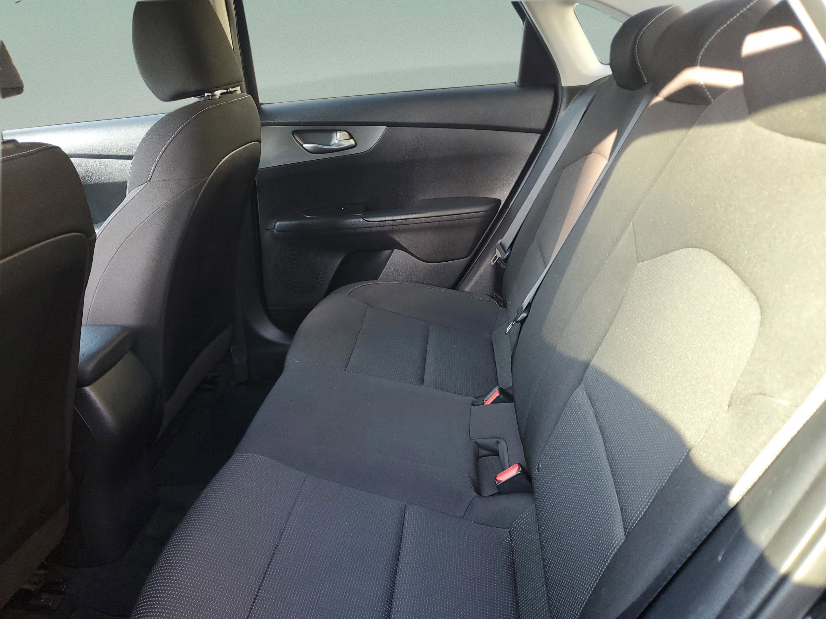 Used 2021 Kia Forte LXS image 7