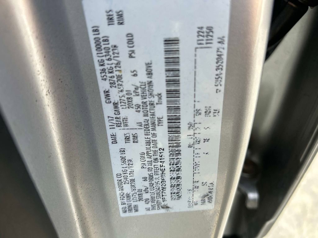 Used 2017 Ford F250 Lariat w/ Lariat Ultimate Package AWD/4WD image 28