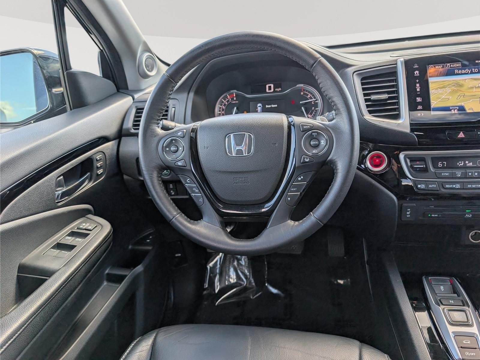 Used 2017 Honda Pilot Touring image 22