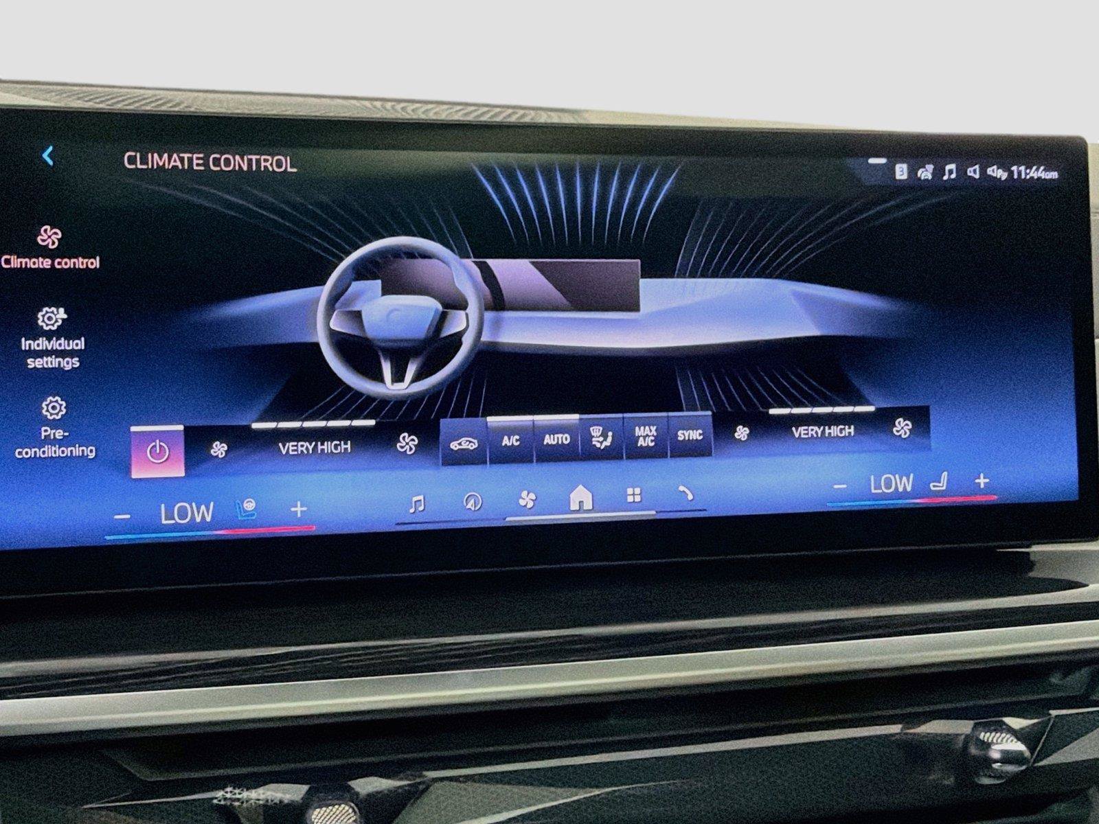 New 2027 BMW X6 xDrive40i w/ Executive Package AWD/4WD image 16