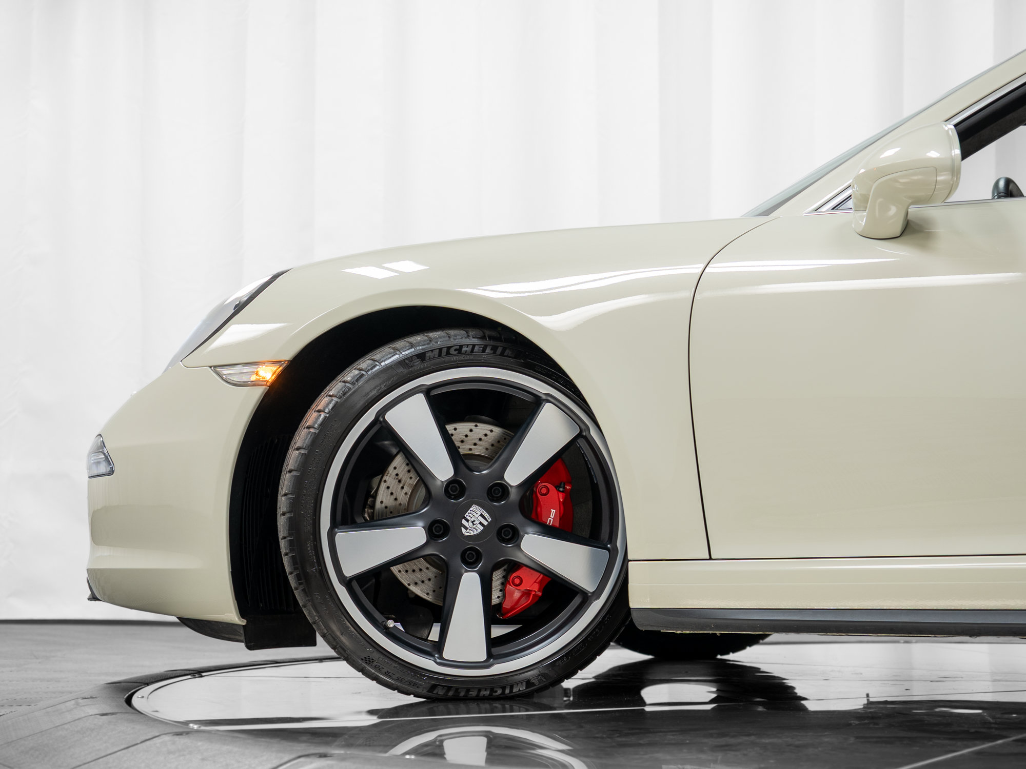 Certified 2014 Porsche 911 50th Anniversary Edition RWD image 53