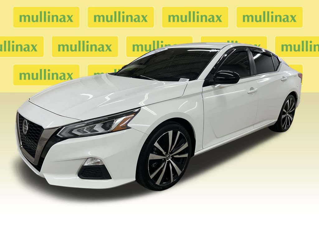 Used 2022 Nissan Altima 2.5 SR FWD image 14
