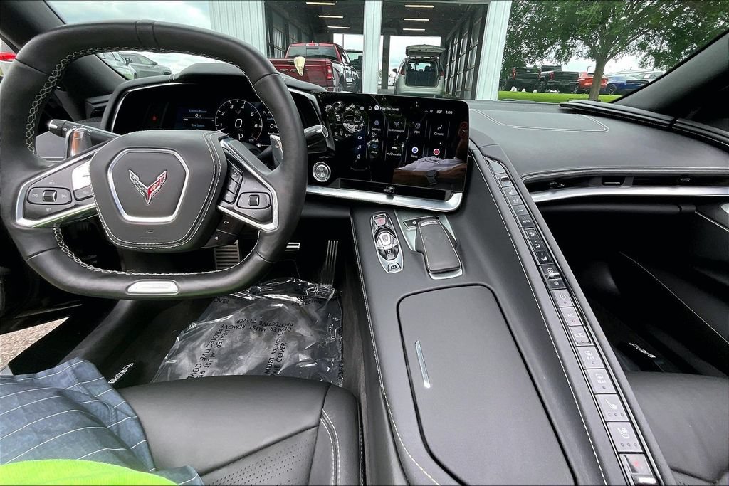 Used 2025 Chevrolet Corvette E-Ray AWD/4WD image 9