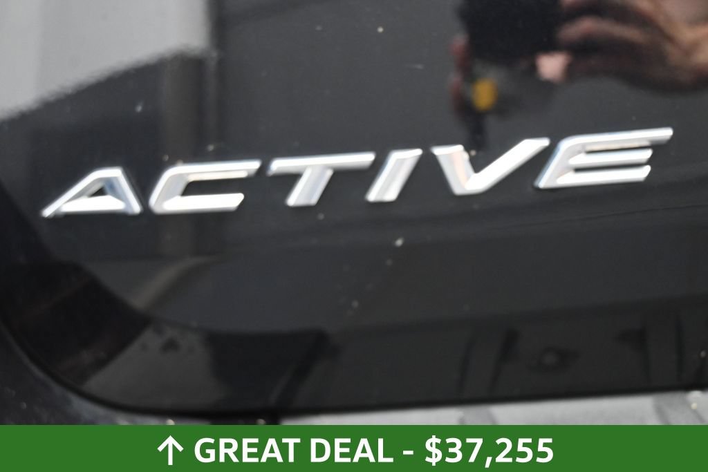 Used 2025 Ford Explorer Active w/ Active Comfort Package AWD/4WD image 18