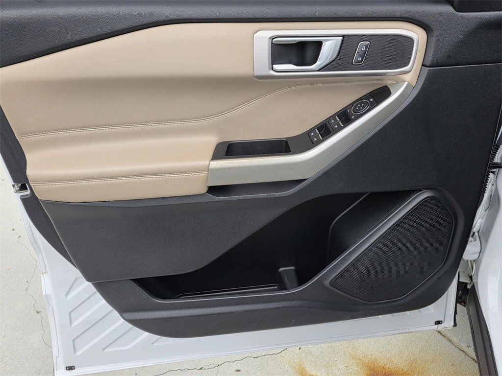 Used 2021 Ford Explorer XLT w/ Equipment Group 202A image 38