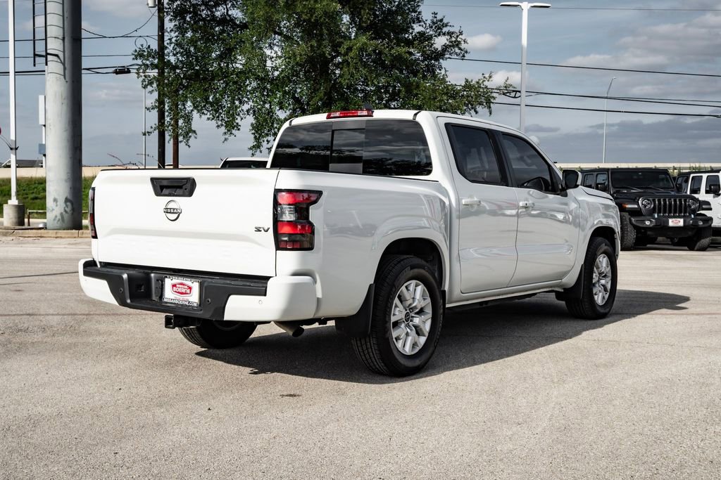 Used 2024 Nissan Frontier SV w/ SV Convenience Package RWD image 5