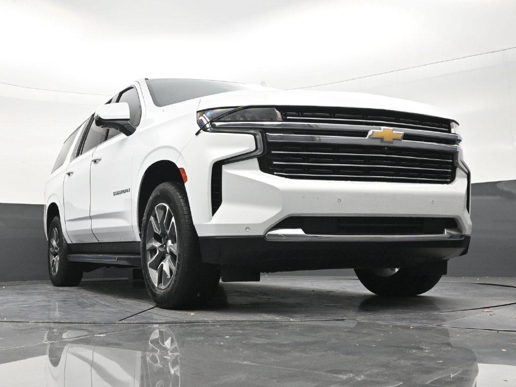 Used 2023 Chevrolet Suburban LT w/ LT Signature Package RWD image 26