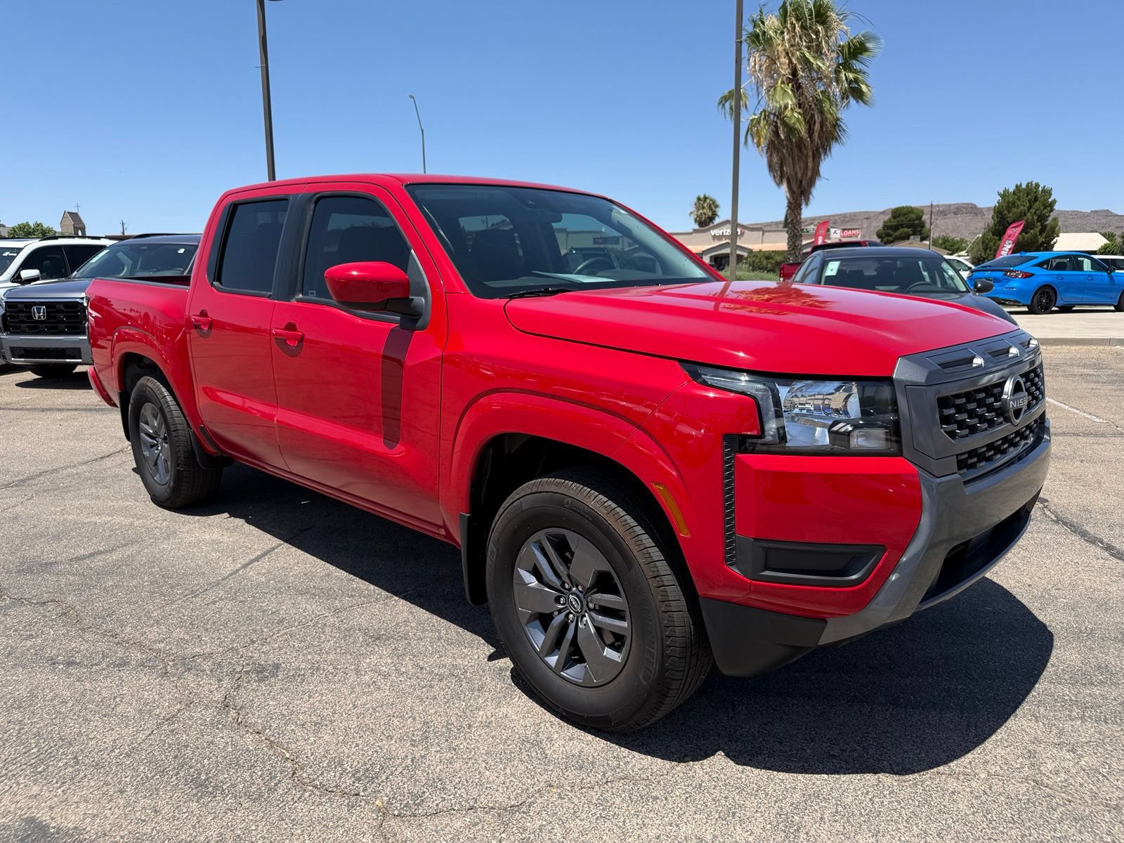 Used 2025 Nissan Frontier SV RWD image 3