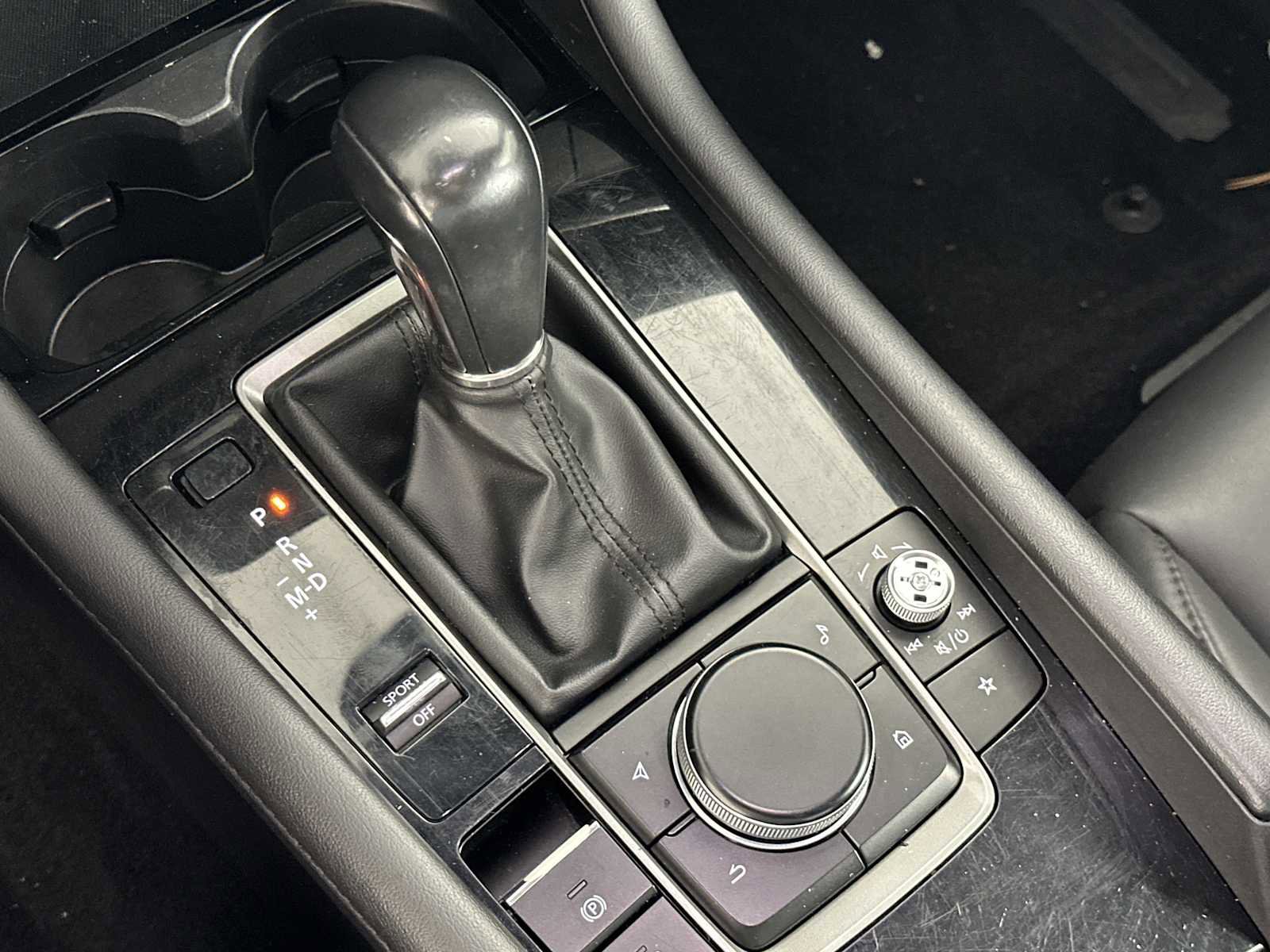 Used 2024 MAZDA MAZDA3 s image 21