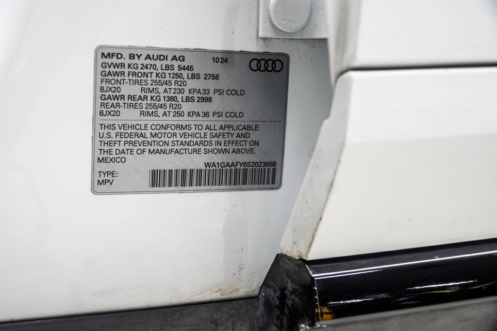 Used 2025 Audi Q5 2.0T Premium AWD/4WD image 44