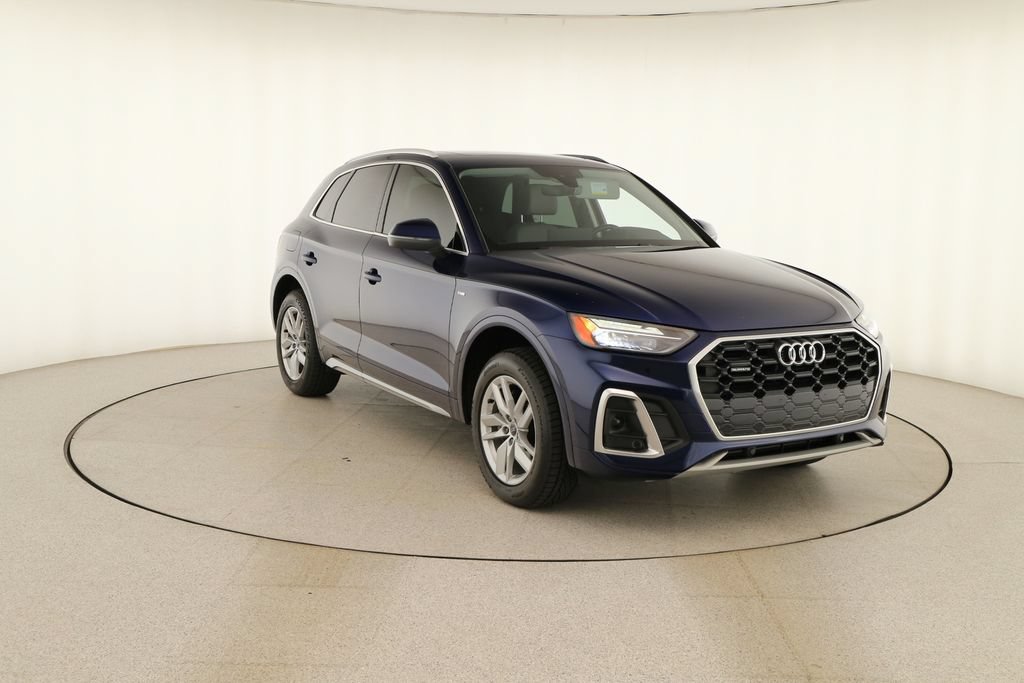Certified 2022 Audi Q5 2.0T Premium w/ Convenience Package AWD/4WD image 10