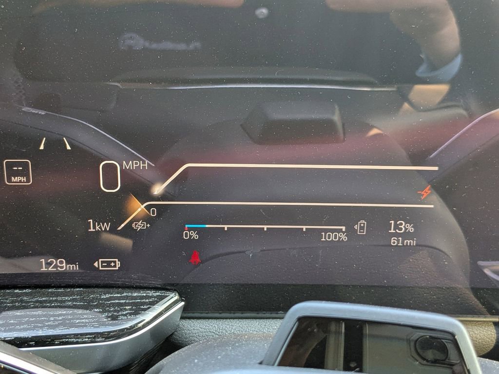 New 2025 Cadillac Escalade IQ Luxury 1 w/ Smart Trailering package image 33