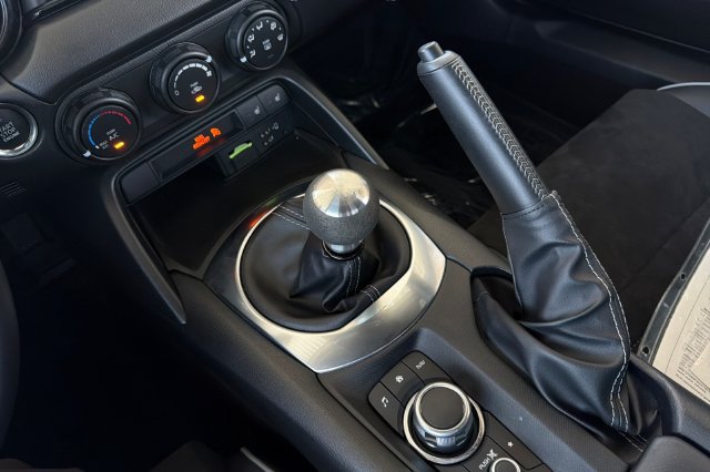 Used 2023 MAZDA MX-5 Miata Club w/ Brembo/BBS Recaro Package RWD image 24
