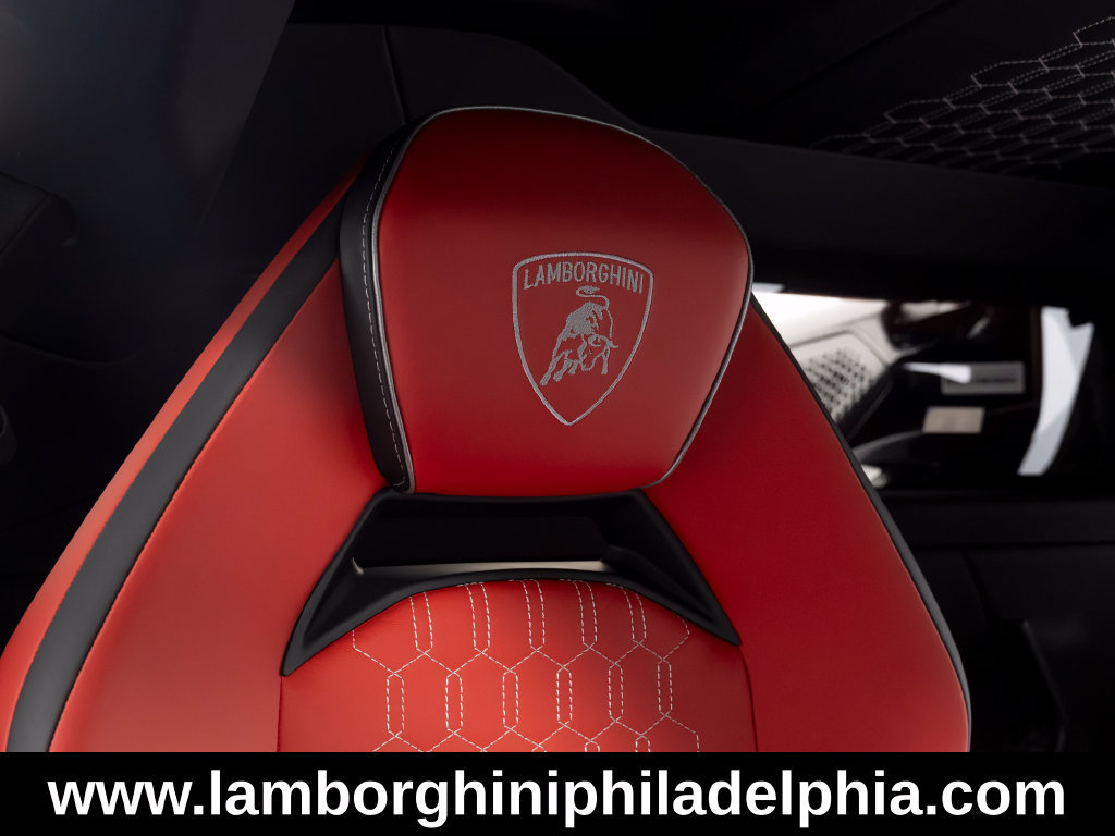 Used 2026 Lamborghini Revuelto AWD/4WD image 45