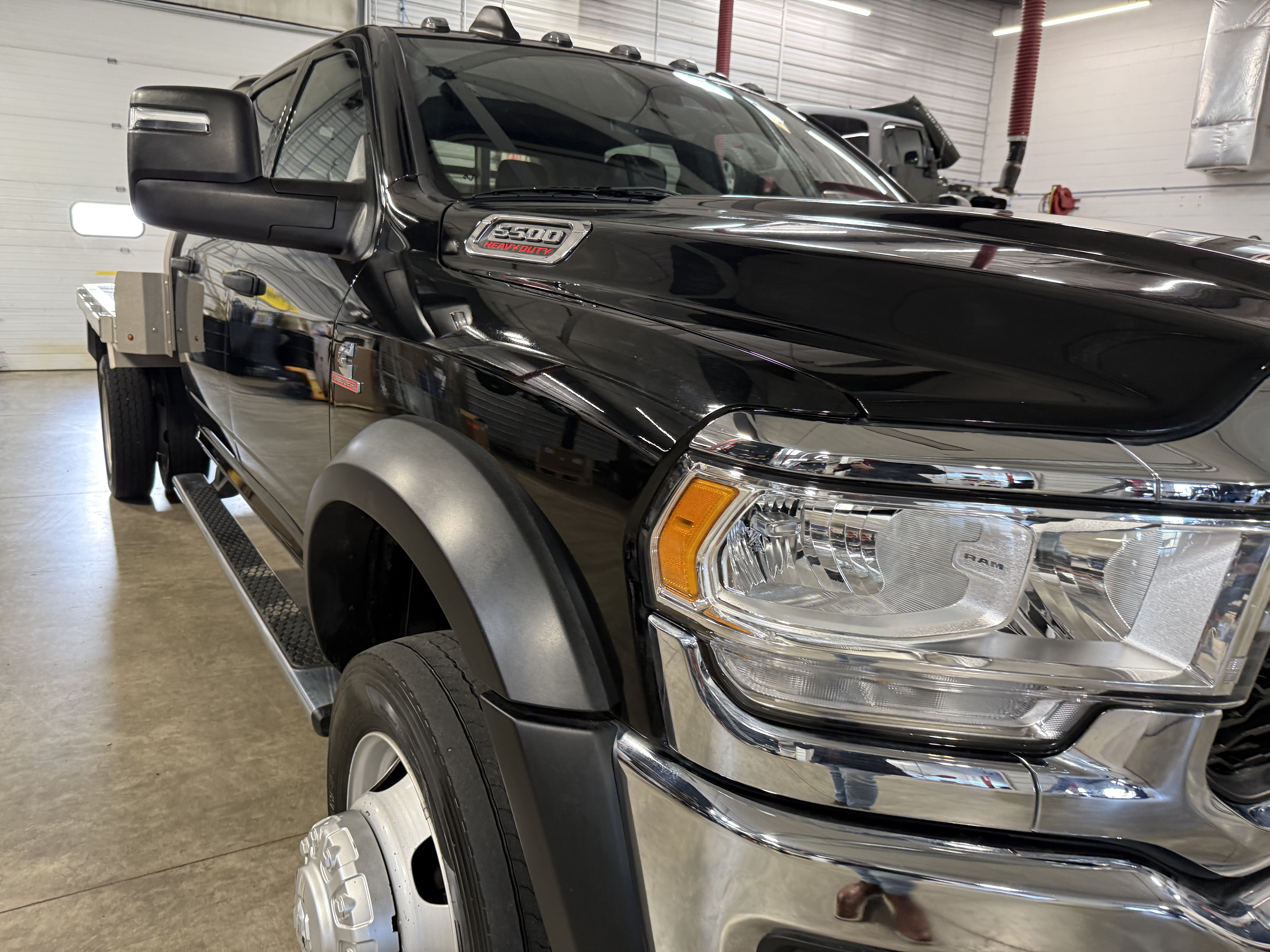 Used 2023 RAM 5500 Tradesman w/ Safety Group AWD/4WD image 3