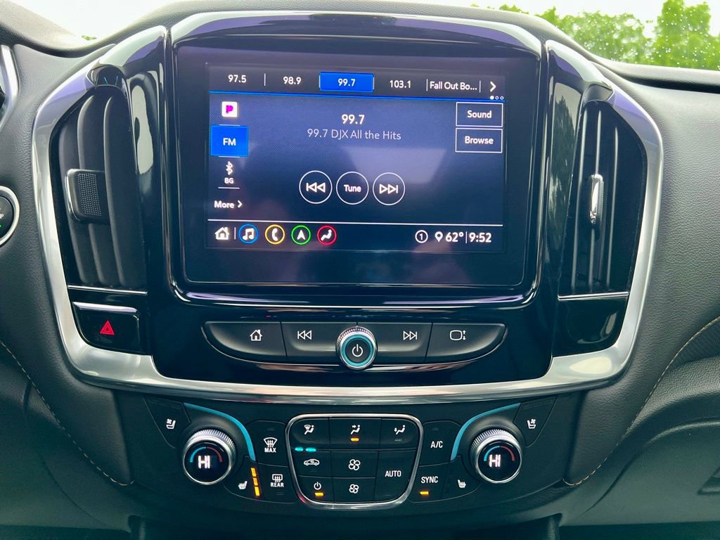 Used 2021 Chevrolet Traverse Premier w/ Redline Edition AWD/4WD image 11