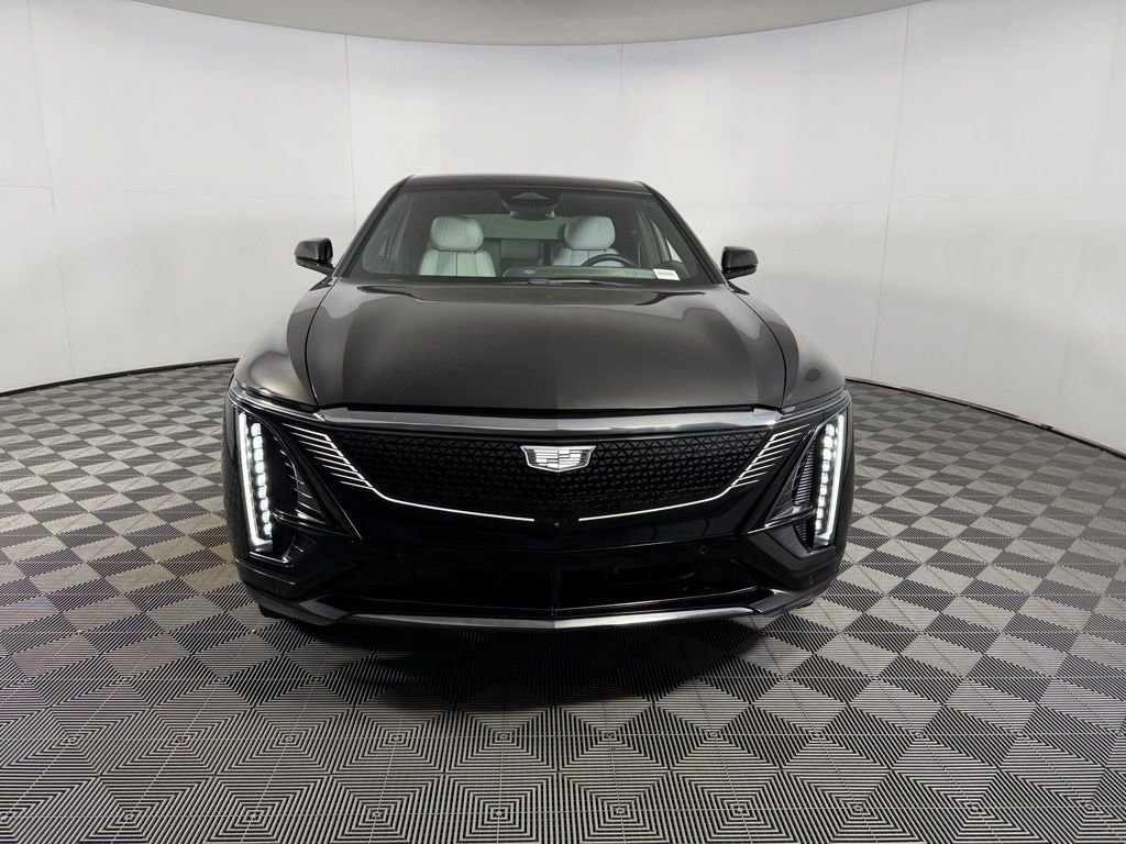 Used 2024 Cadillac Lyriq Sport RWD image 10