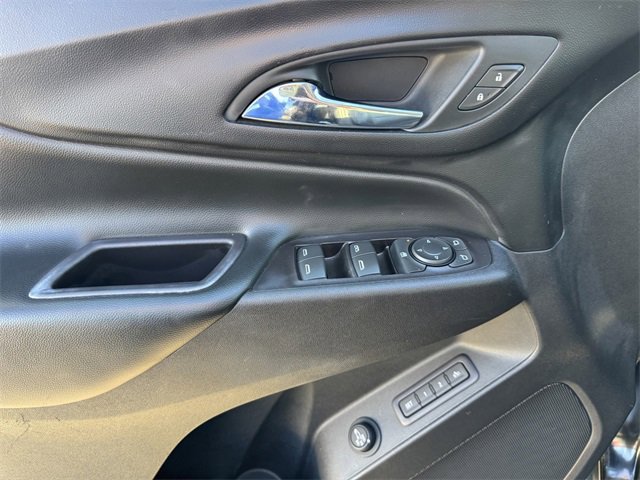 Used 2020 Chevrolet Equinox LT w/ Midnight Edition image 12