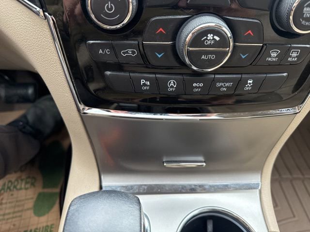 Used 2019 Jeep Grand Cherokee Limited AWD/4WD image 25