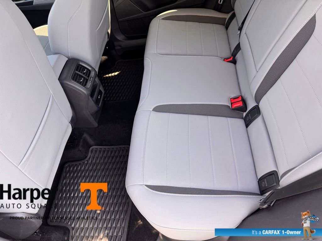 Used 2024 Volkswagen Taos SE FWD image 10