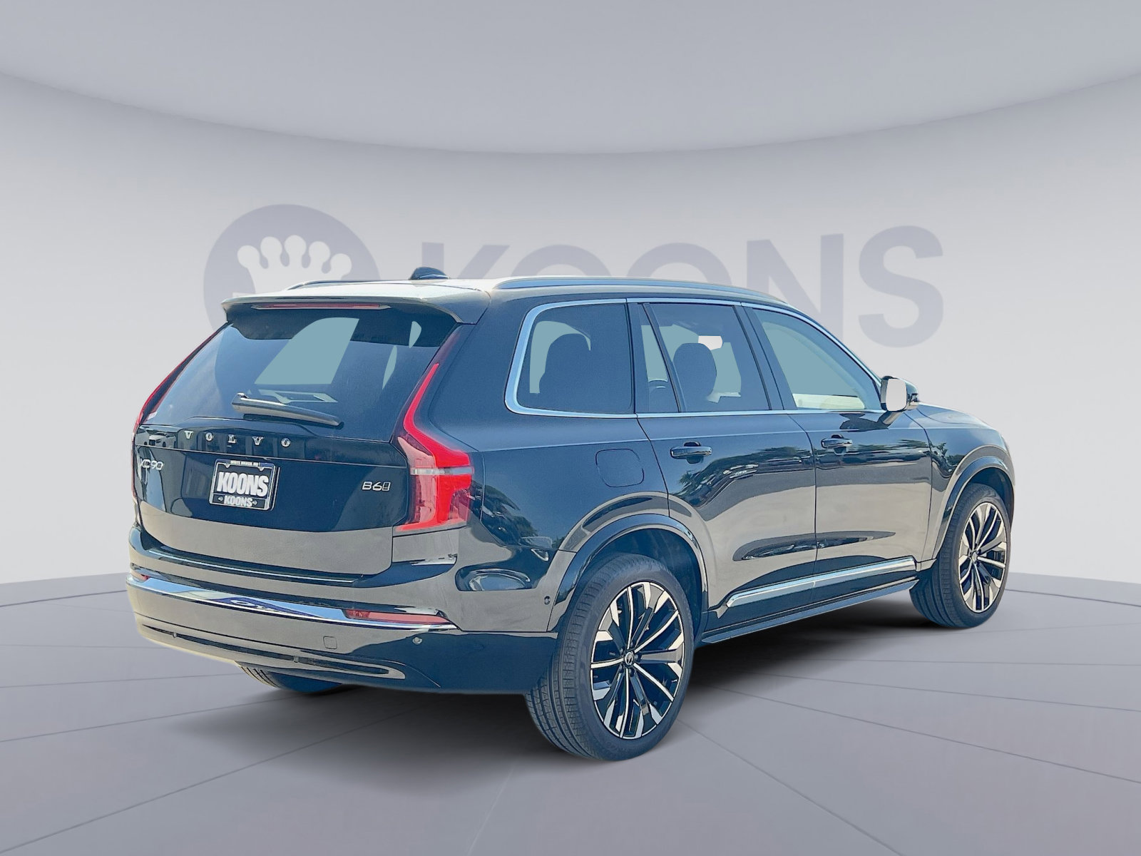 New 2026 Volvo XC90 B6 Plus w/ Protection Package Premier image 7