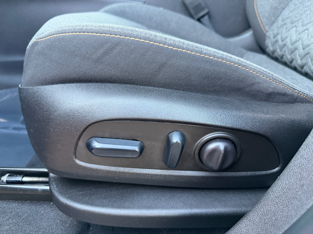 Used 2022 Chevrolet Equinox LT image 41