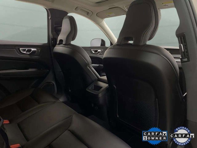 Used 2025 Volvo XC60 B5 Core image 24