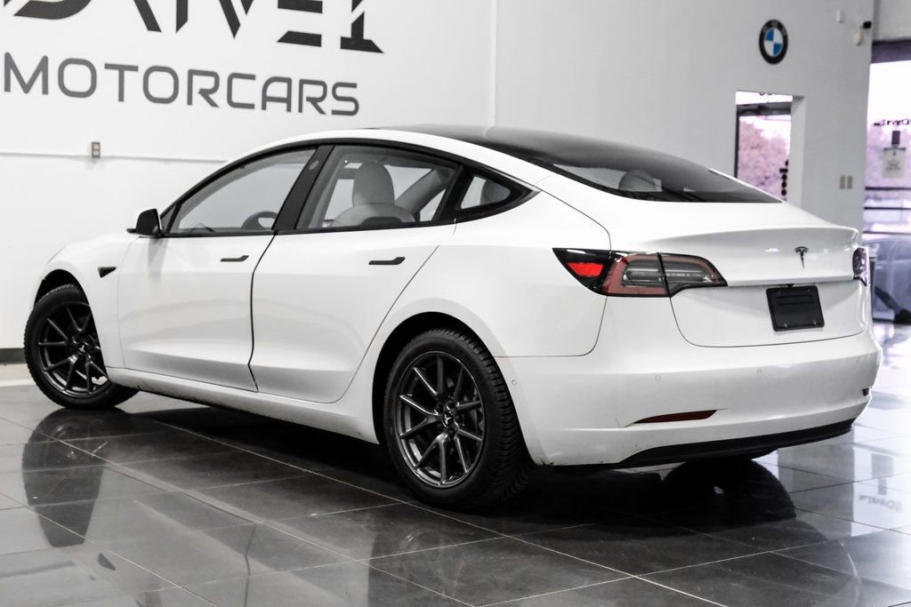 Used 2021 Tesla Model 3 Standard Range Plus image 12