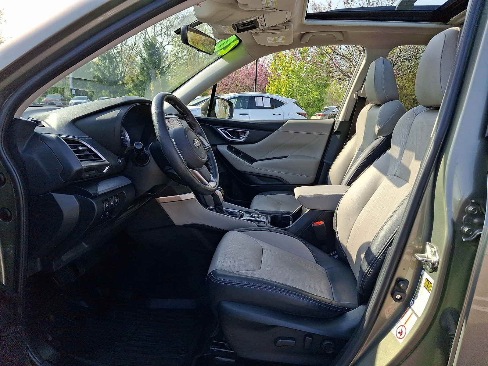 Used 2020 Subaru Forester Limited AWD/4WD image 13