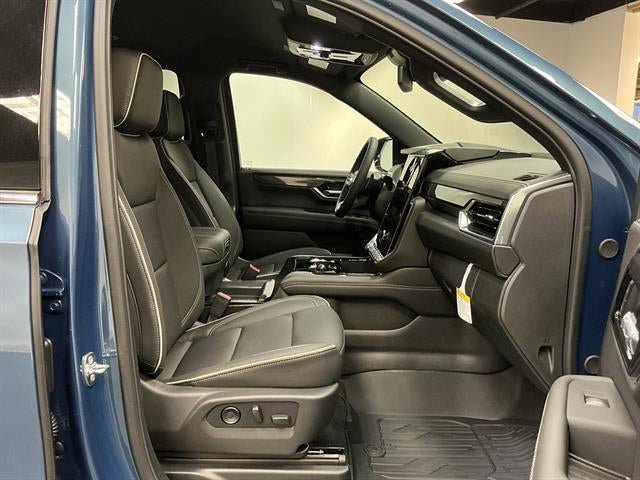 New 2026 GMC Yukon Elevation w/ LPO, Floor Liner Package AWD/4WD image 34