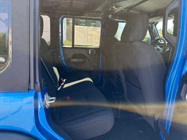 Used 2022 Jeep Wrangler Unlimited Sport AWD/4WD image 15