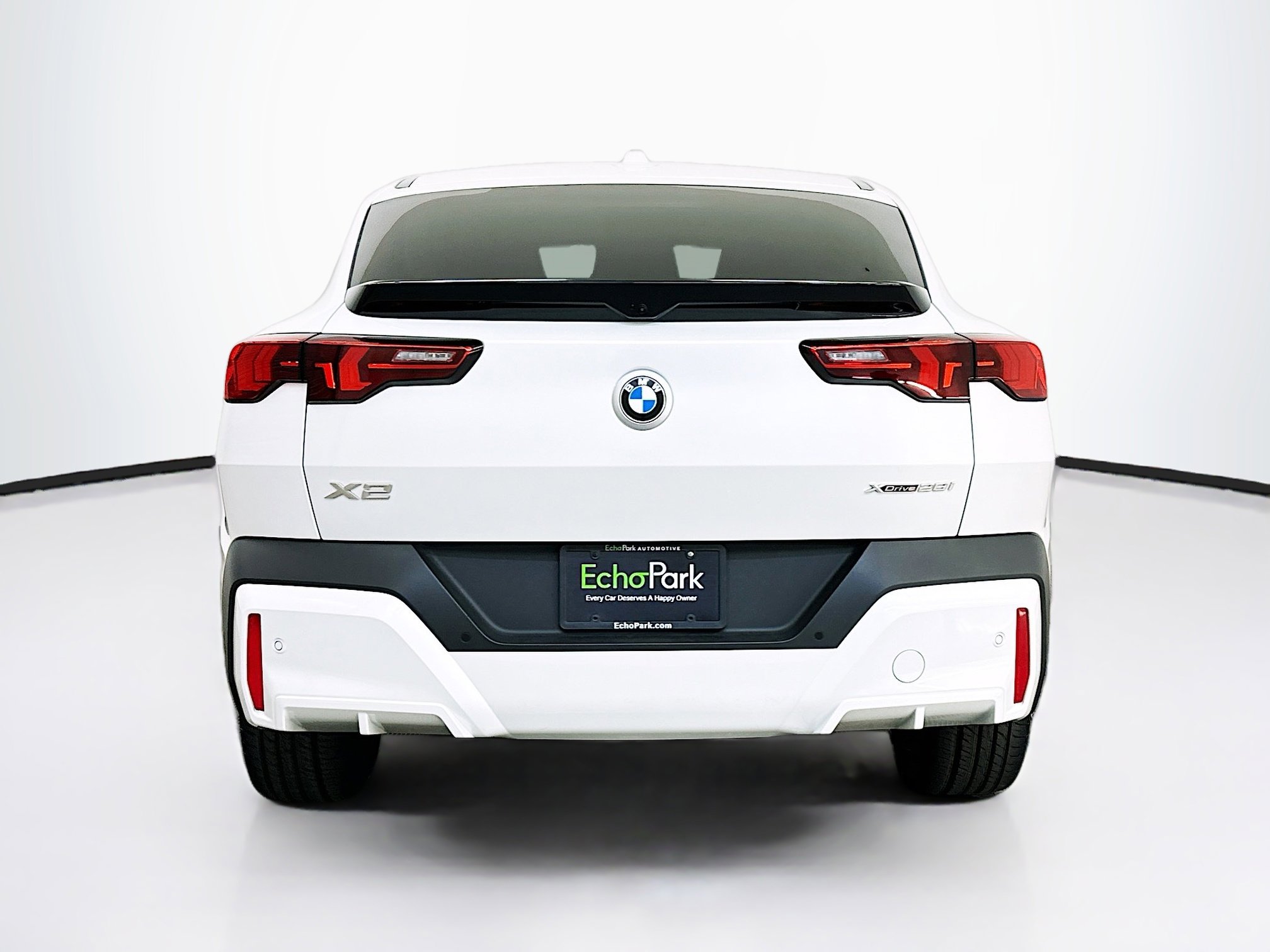 Used 2025 BMW X2 xDrive28i AWD/4WD image 7