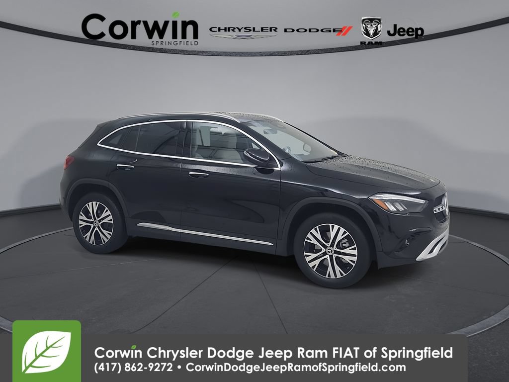 Used 2025 Mercedes-Benz GLA 250 4MATIC image 1