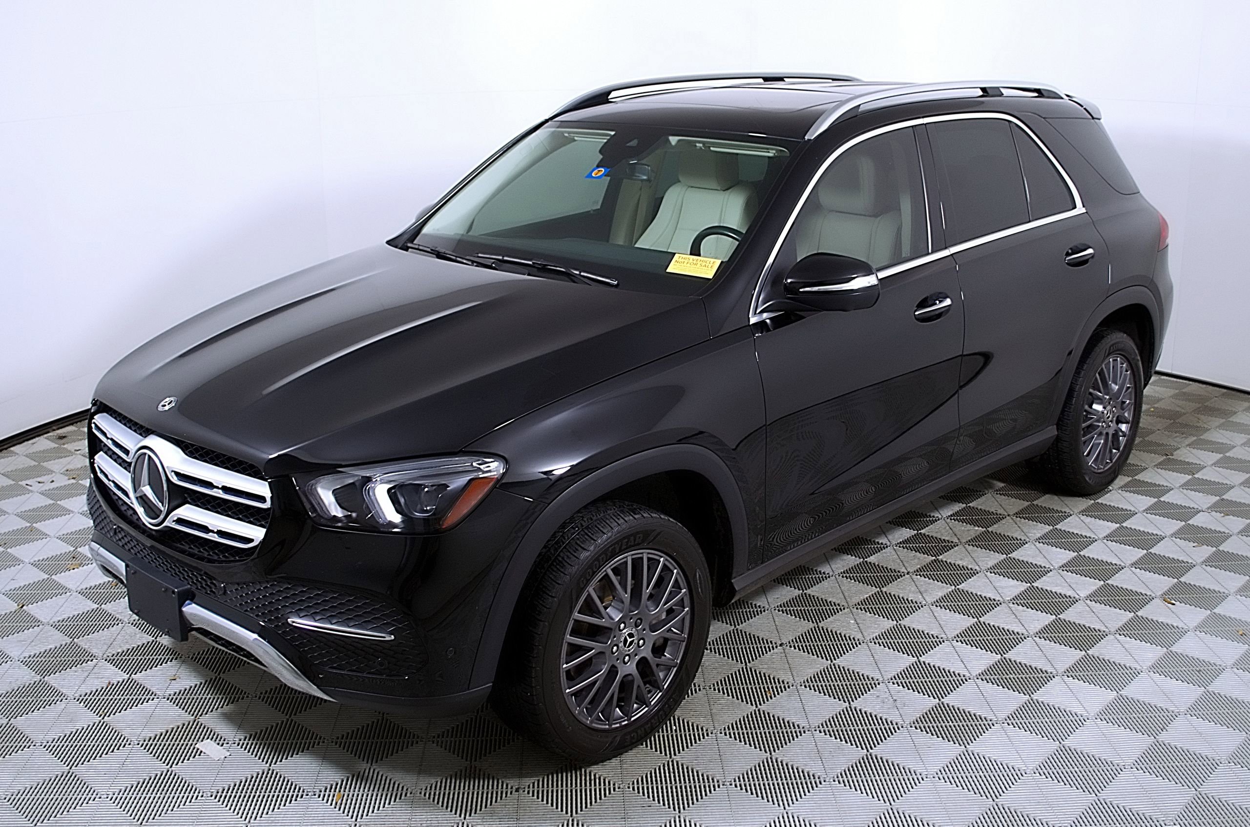 Used 2021 Mercedes-Benz GLE 350 video 3