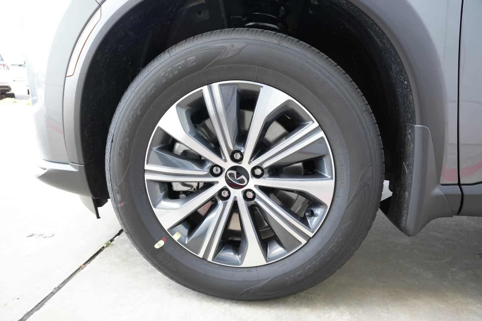 Certified 2027 INFINITI QX60 Pure w/ Cargo Package FWD image 24