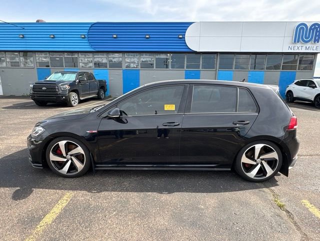 Used 2021 Volkswagen Golf 4-Door FWD image 2