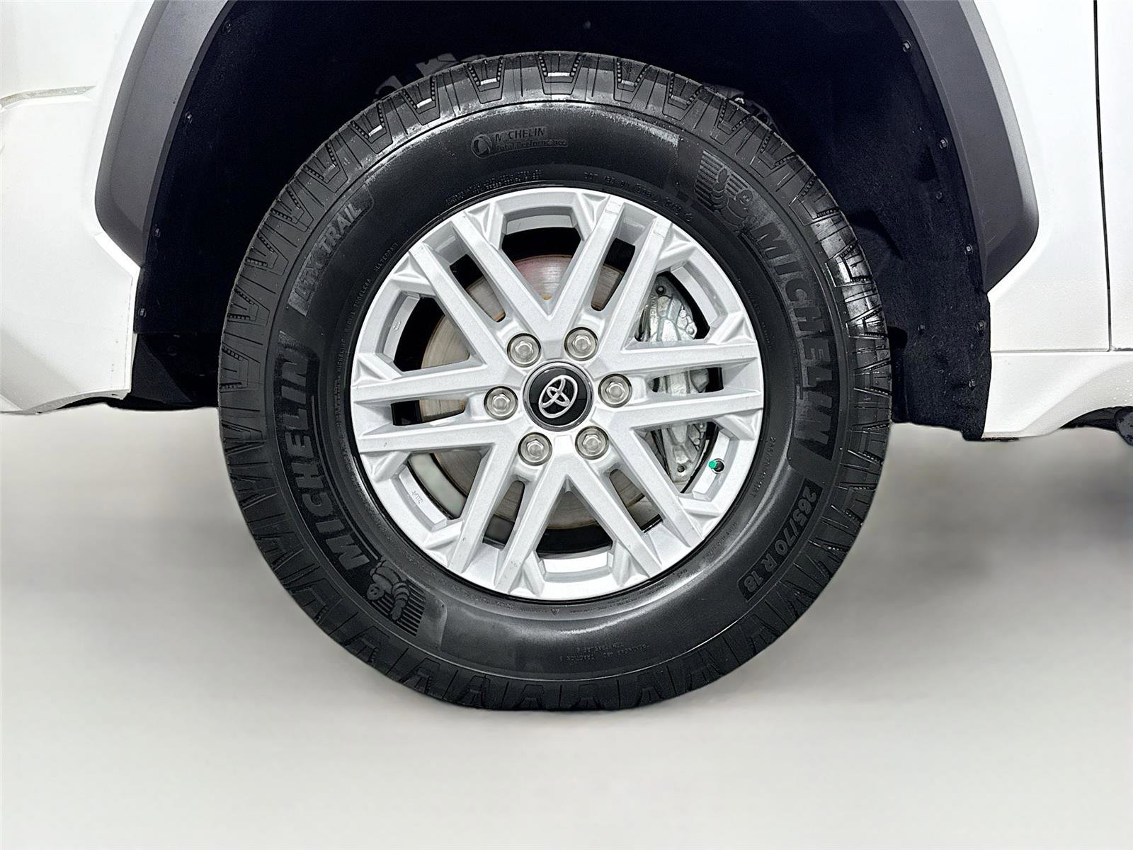 Used 2025 Toyota Tundra SR5 w/ SR5 Premium Package RWD image 52