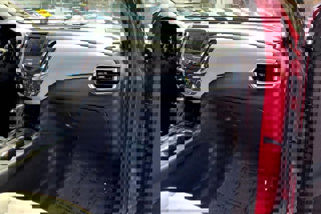 Used 2020 Chevrolet Equinox LT AWD/4WD image 16