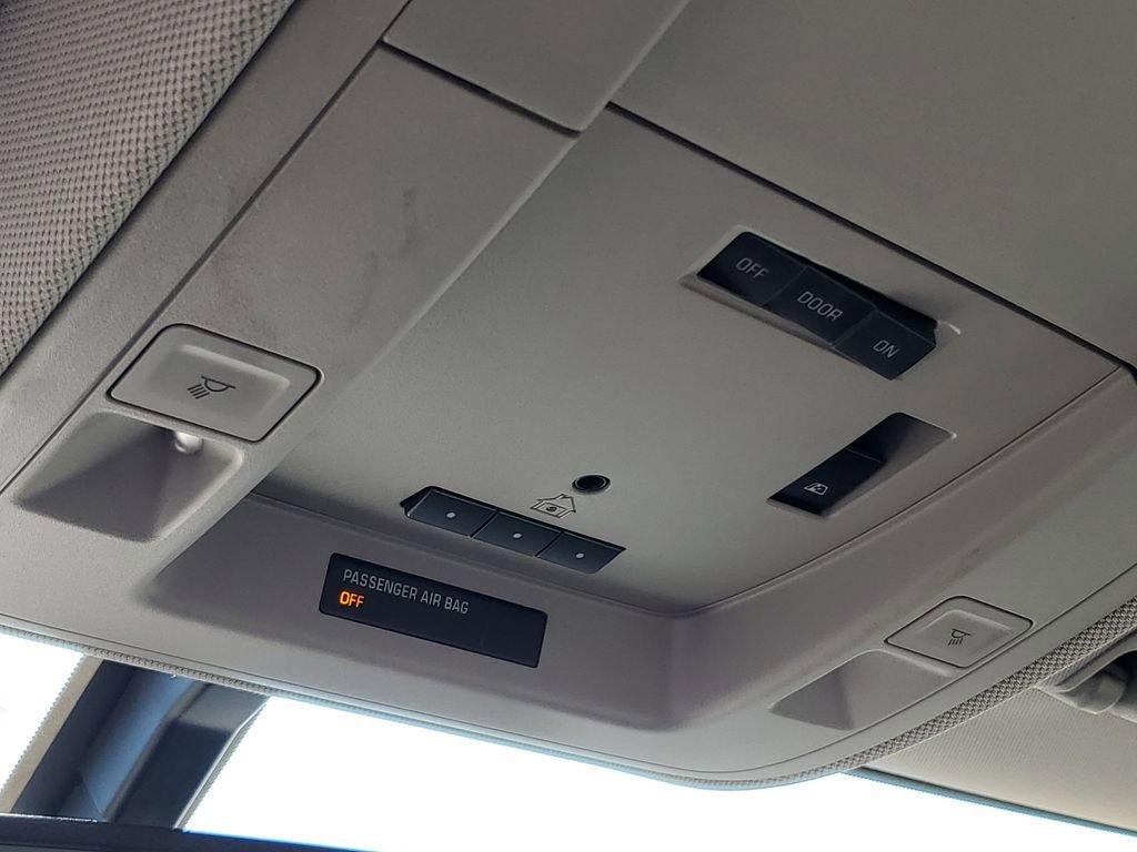 Used 2018 Chevrolet Silverado 1500 LTZ image 21